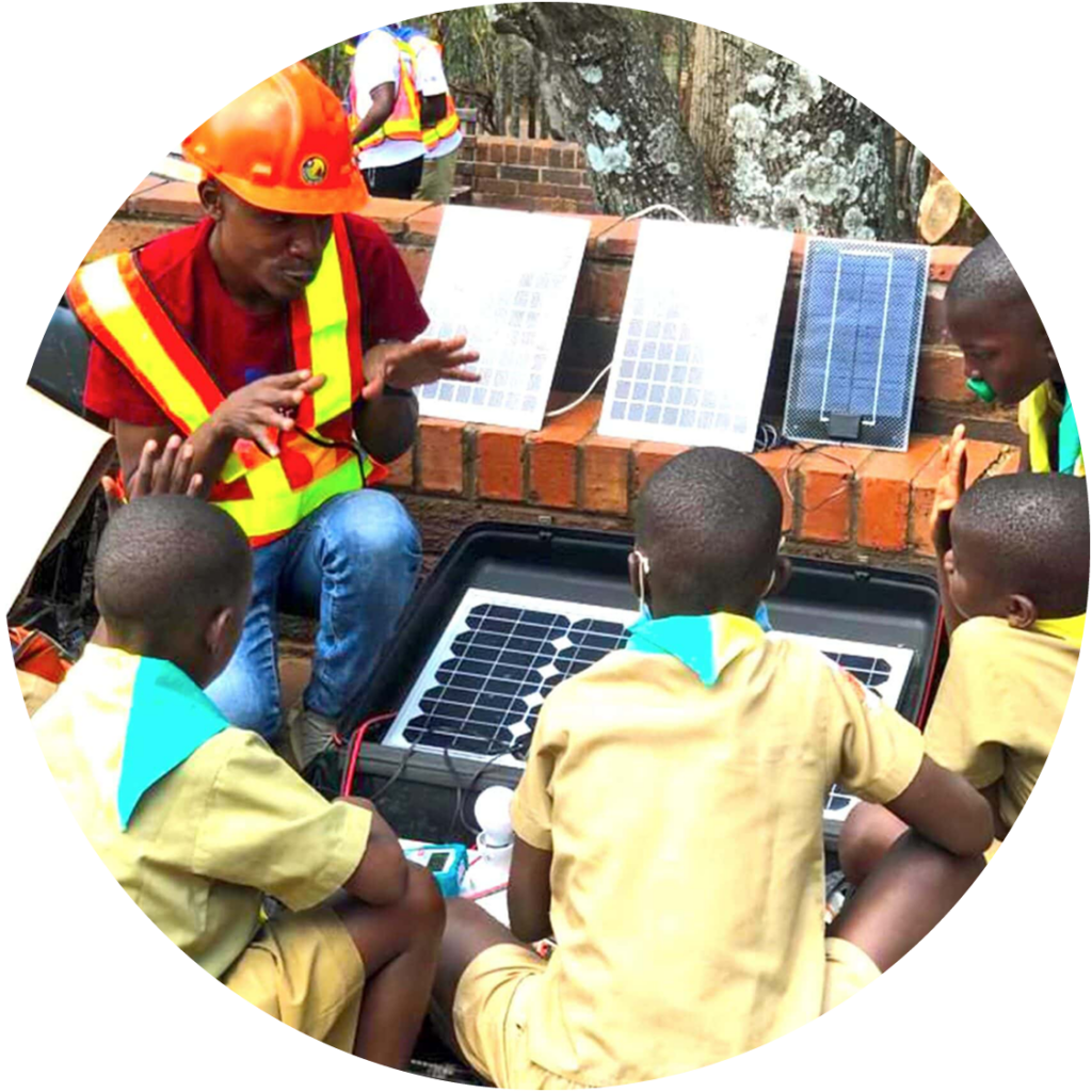 Scouts go Solar international