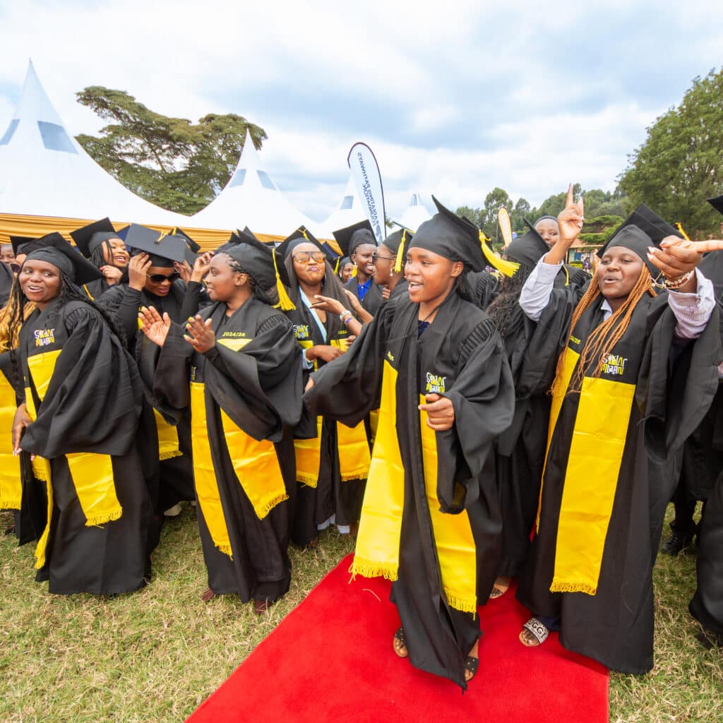 Abschlussfeier neue Solartechniker:innen in Kenia