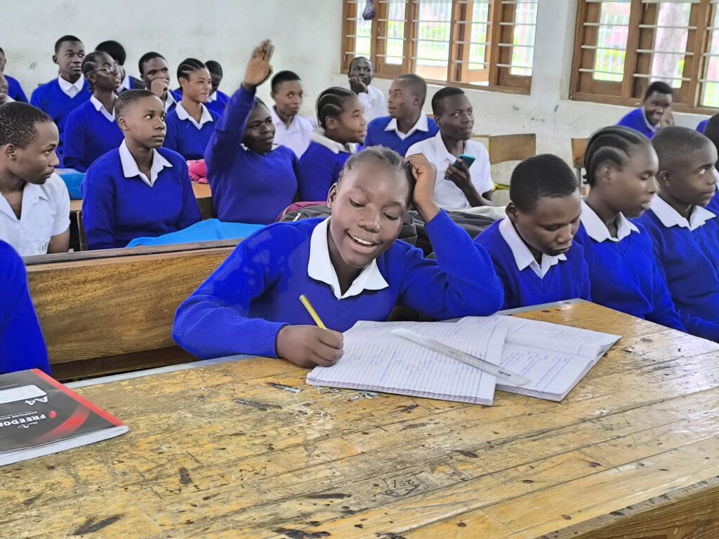 Solar Learning Tansania Berufsschule Schulungsraum Elektriker:innen