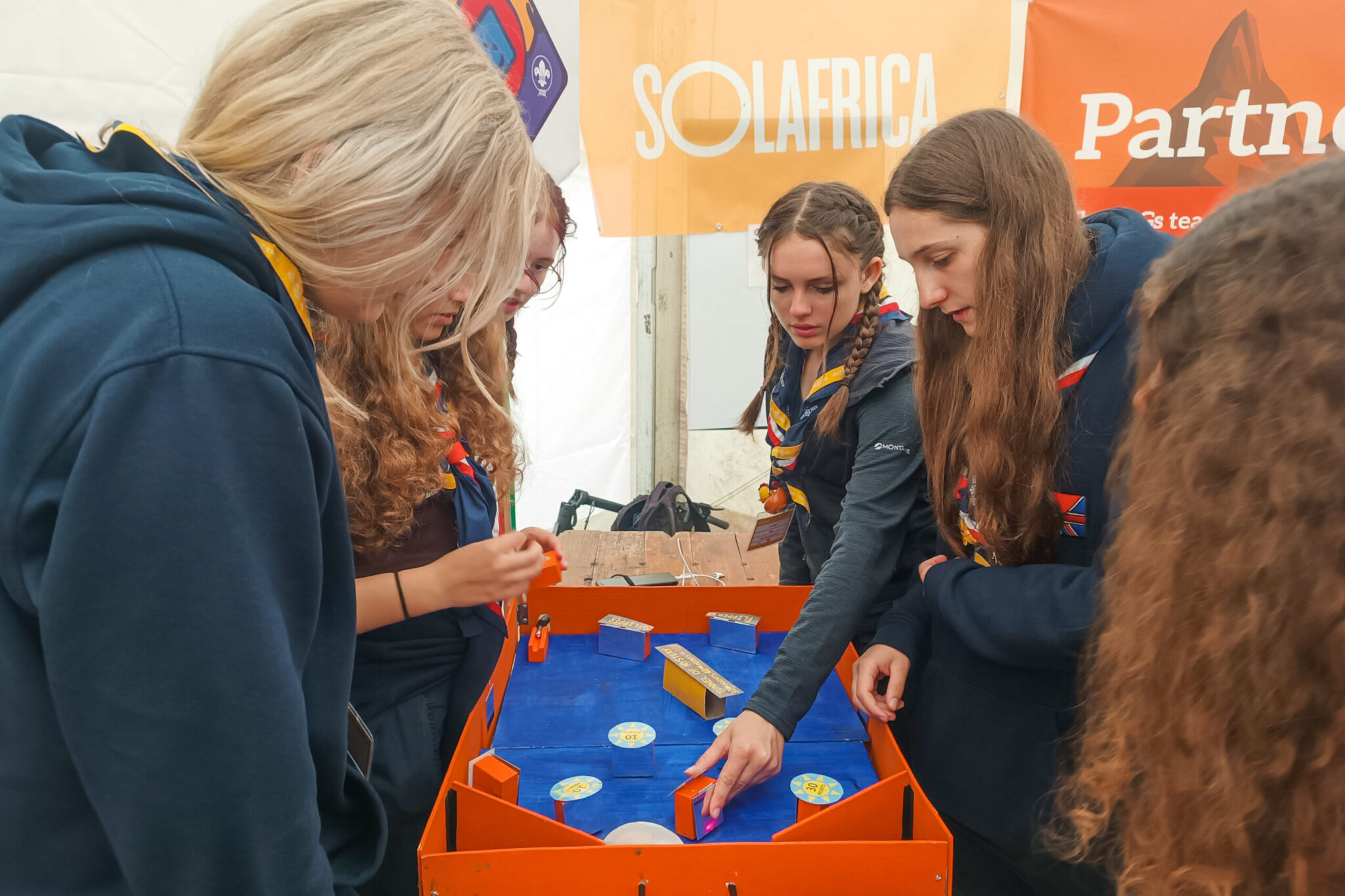 Solarexperiment_Laser_Scouts_go_Solar_Schweiz